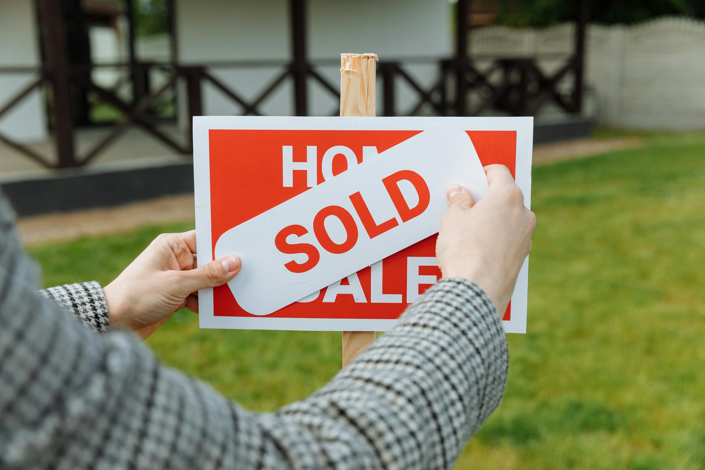 Usucapião: Como Regularizar a Propriedade e Evitar Conflitos Imobiliários - Direito Imobiliário